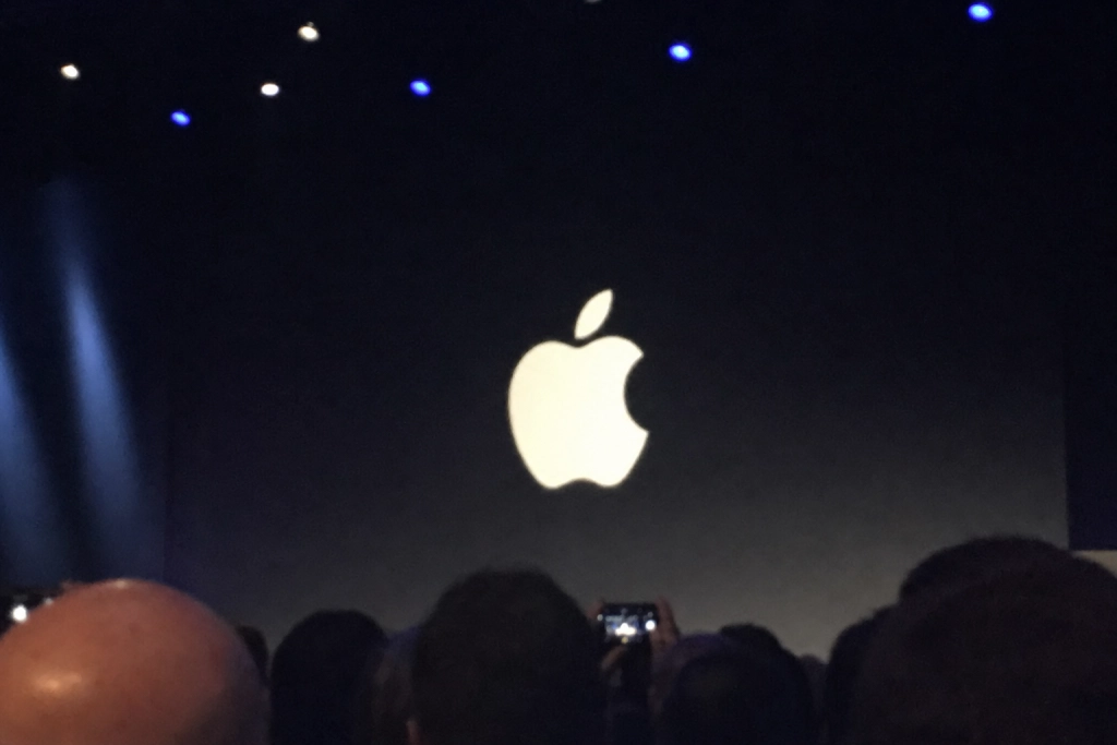 iPhone 20 Pro Max: Läcka avslöjar 6,96-tums skärm och ännu smalare ram inför 20-årsjubileet