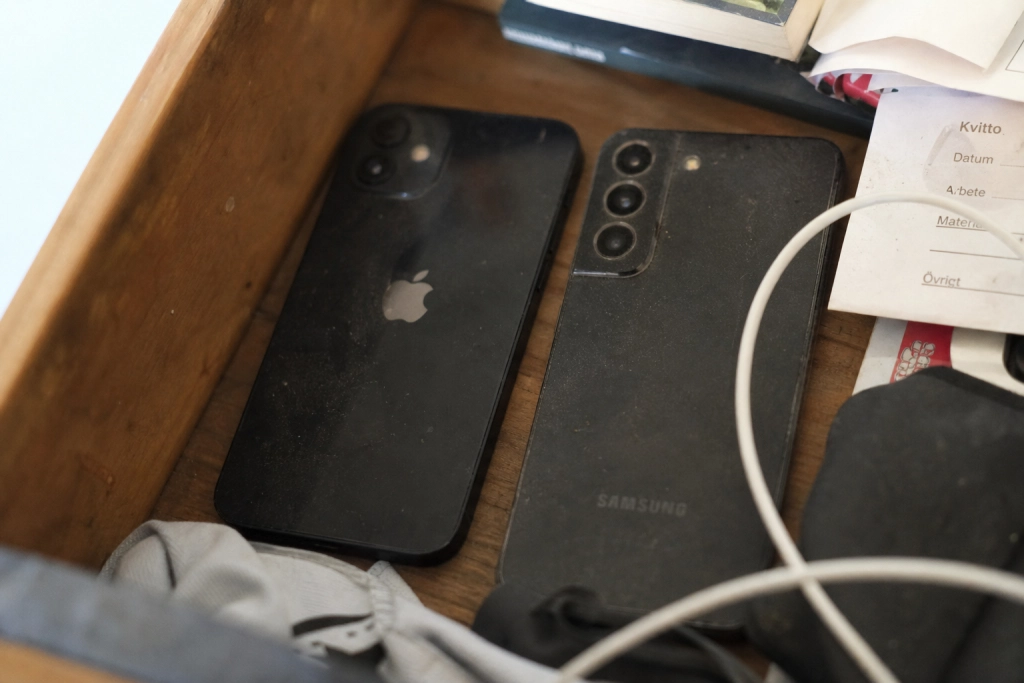 Den gamla iPhone eller Samsung i byrålådan: Kontrollera priset innan du slänger den