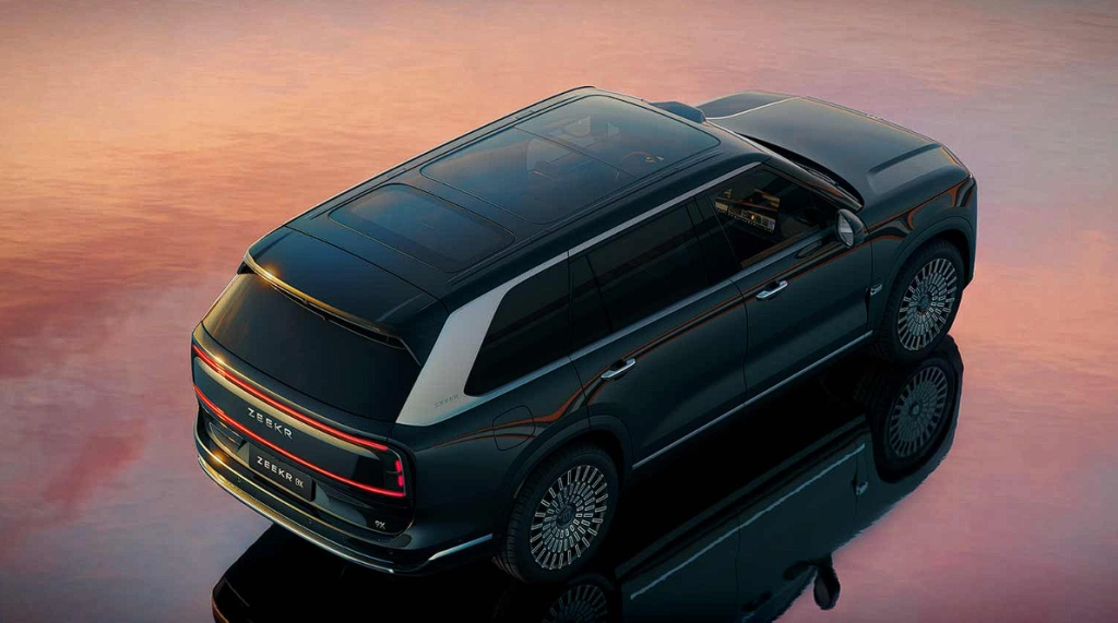 Kinesisk lyxjätte tar sikte på BMW X7: Zeekr 9X får 897 hk i Europa