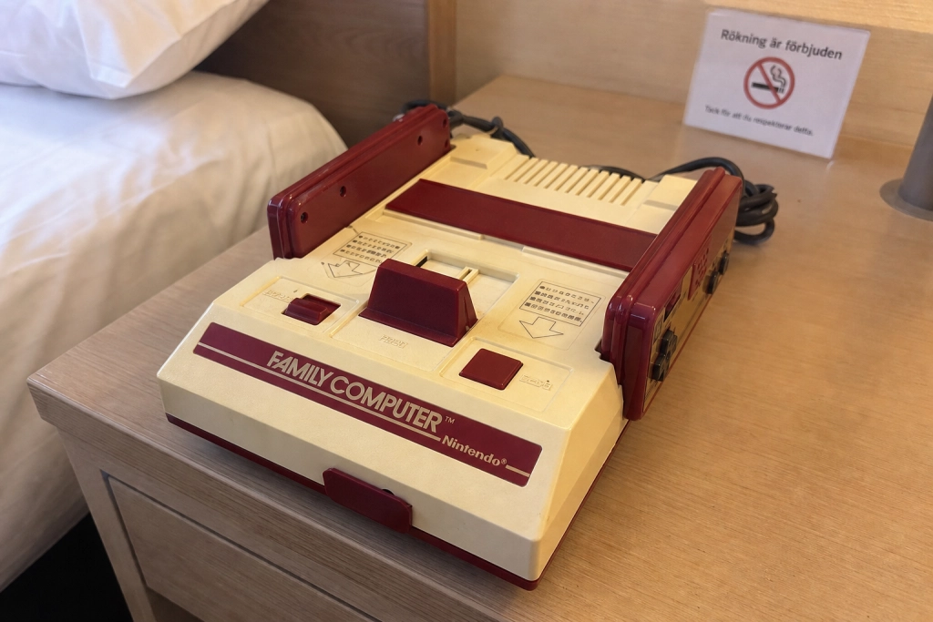 Sällsynt Nintendo-konsol från 1986 hittades i nästan varje rum på japanskt kärlekshotell
