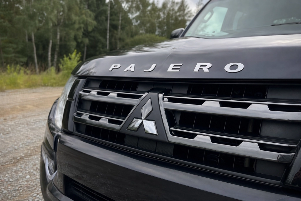 Legendaren Mitsubishi Pajero är tillbaka: Officiell debut bekräftad om bara veckor