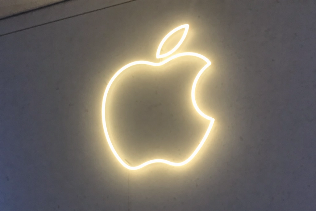iPhone 18 Pro Max-läcka: Du betalar 2 000 kronor mer för en ny bländare