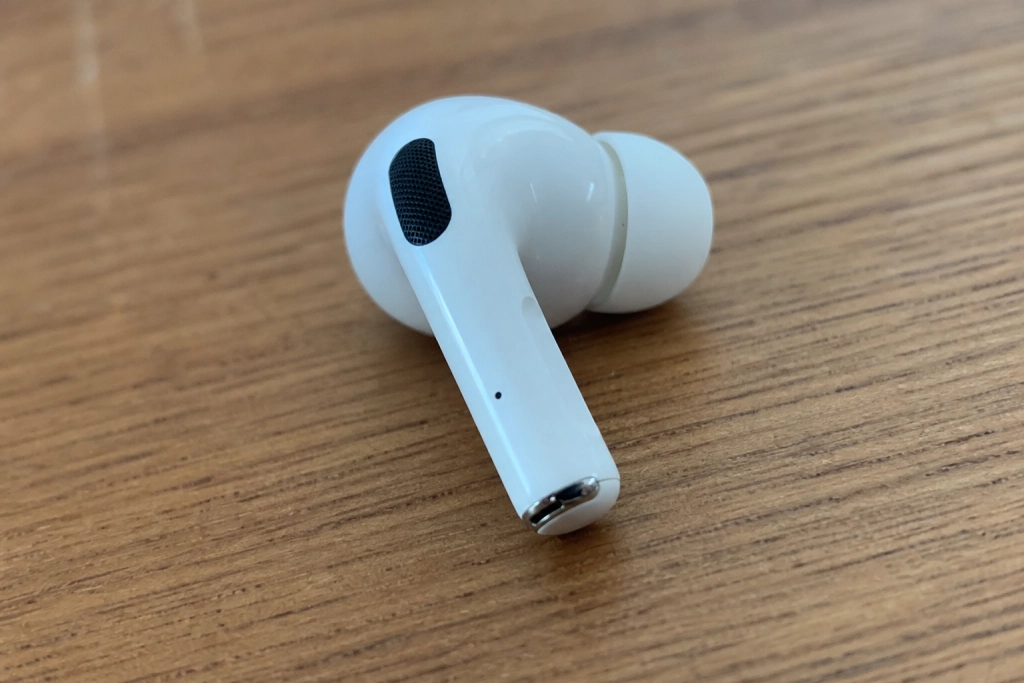 Apple lade kamera-AirPods på is: Siris öga som aldrig öppnades