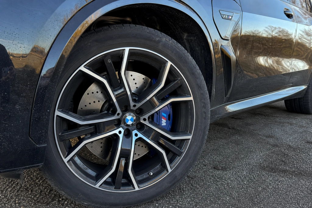 Snabbaste BMW X5 M i historien kör helt på el: Upp till 900 hästkrafter utan avgasrör