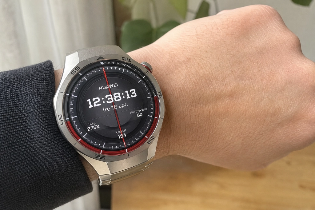 Huawei Watch GT 7 Pro lanserad: 21 dagars batteritid och titankåpa till cirka 3 800 kronor