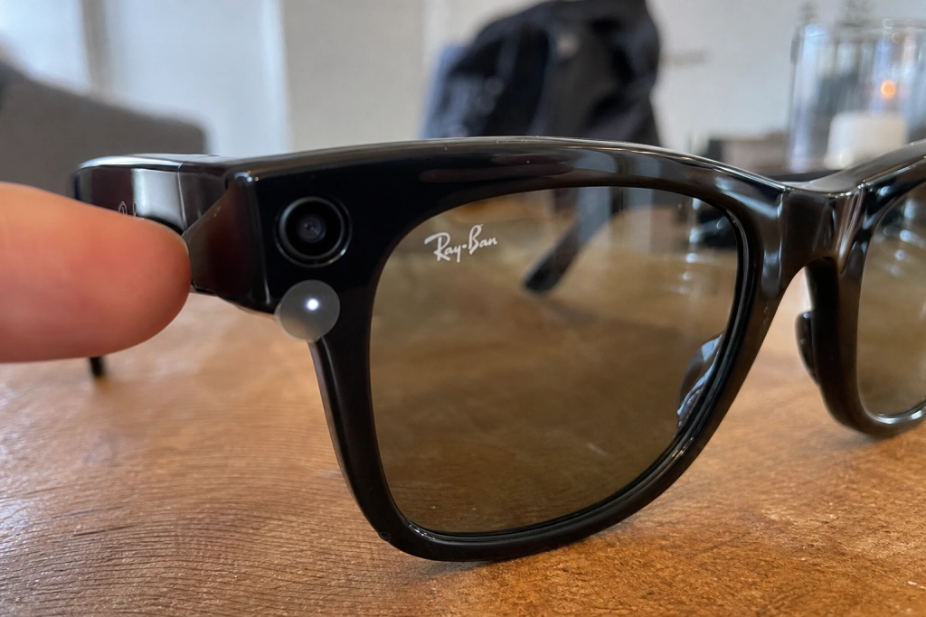 Meta täpper till kryphålet: Så gick det att filma i smyg med Ray-Ban-glasögon trots att lampan täcktes