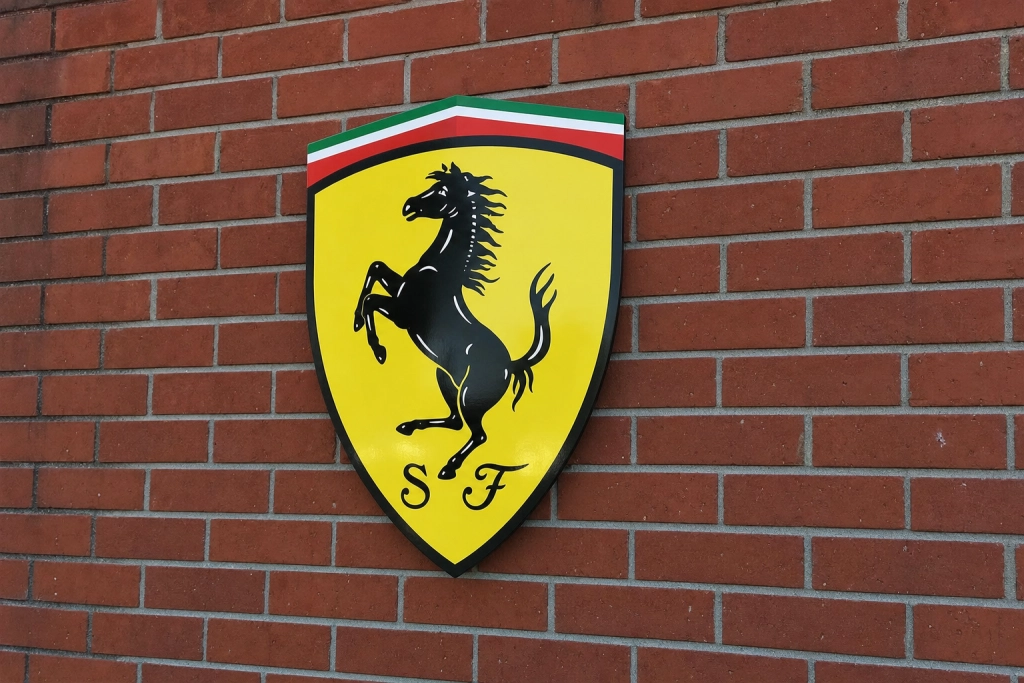 Ferrari Luce nummer ett såldes på auktion för 400 miljoner kronor: Dyraste elbilen någonsin