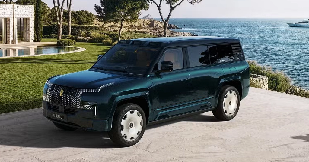 BYD siktar mot Rolls-Royce-segmentet: Ny Yangwang-SUV med fyra kaptensstolar kostar 2,1 miljoner