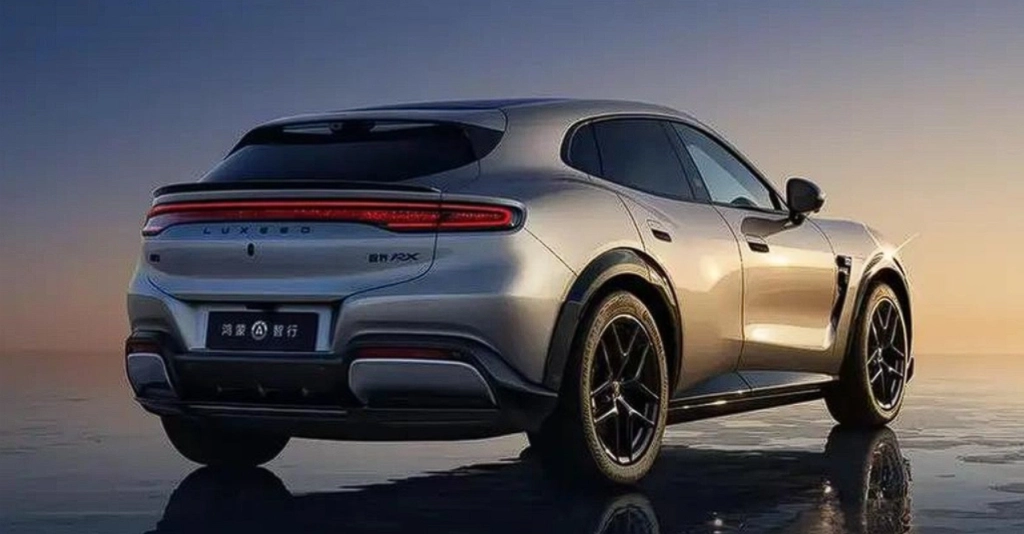 Kopierar Ferrari-designen öppet: Kinesisk Luxeed RX ger 585 hk för runt 420 000 kronor