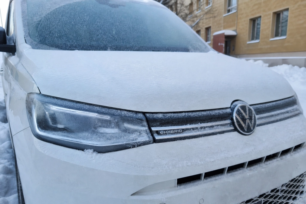 VW-laddhybriden vägrade gå på el i minusgrader: Ägaren får tillbaka nästan 600 000 kronor