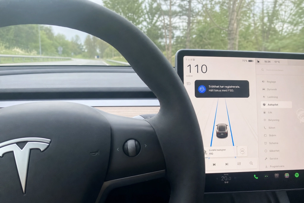 EU avgör Tesla FSD 6 oktober: Sovande-förare-videos pressar beslutsfattarna
