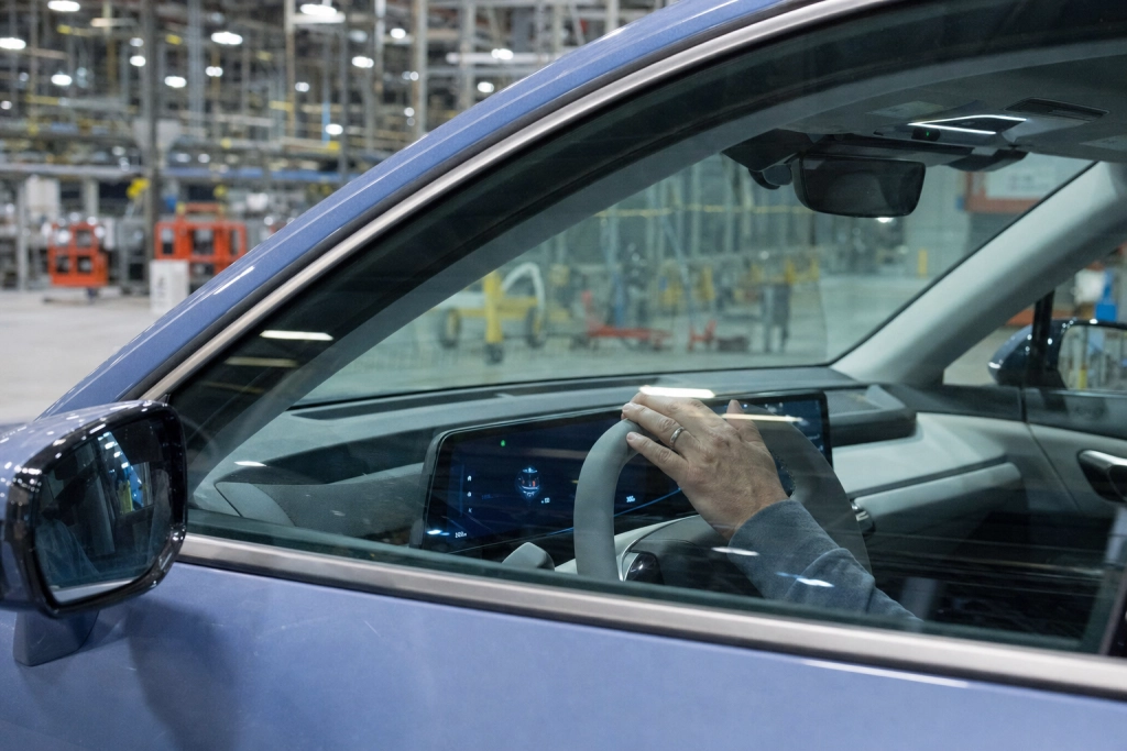 Världens mest sålda bil går elektrisk och tillverkas i Kina från 2028