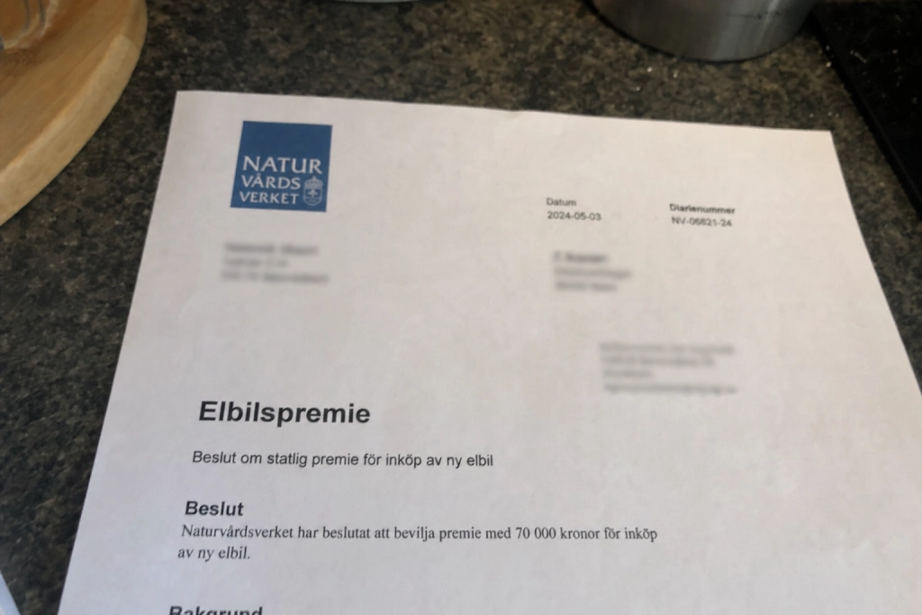 Elbilspremien ger 1 300 kronor i månaden: Så ser du om ditt hushåll kvalificerar